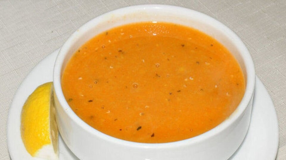 Lokanta Usulü Kırmızı Mercimek Çorbası Tarifi
